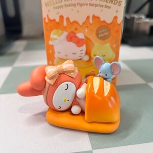 Sanrio Orange Happy Baking Collectible Box